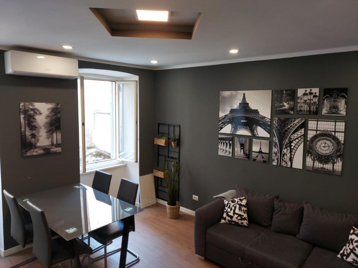 Smart Home ตรีเอสเต ภายนอก รูปภาพ